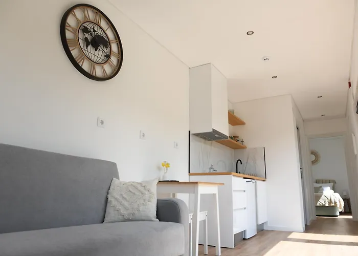 Vizinhos Do Sol Camping Valadares (Viseu)